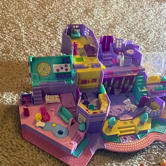 Polly pocket magical mansion' Purple & Pink Toy Play Mansion with Accessories - Picture 4 of 10